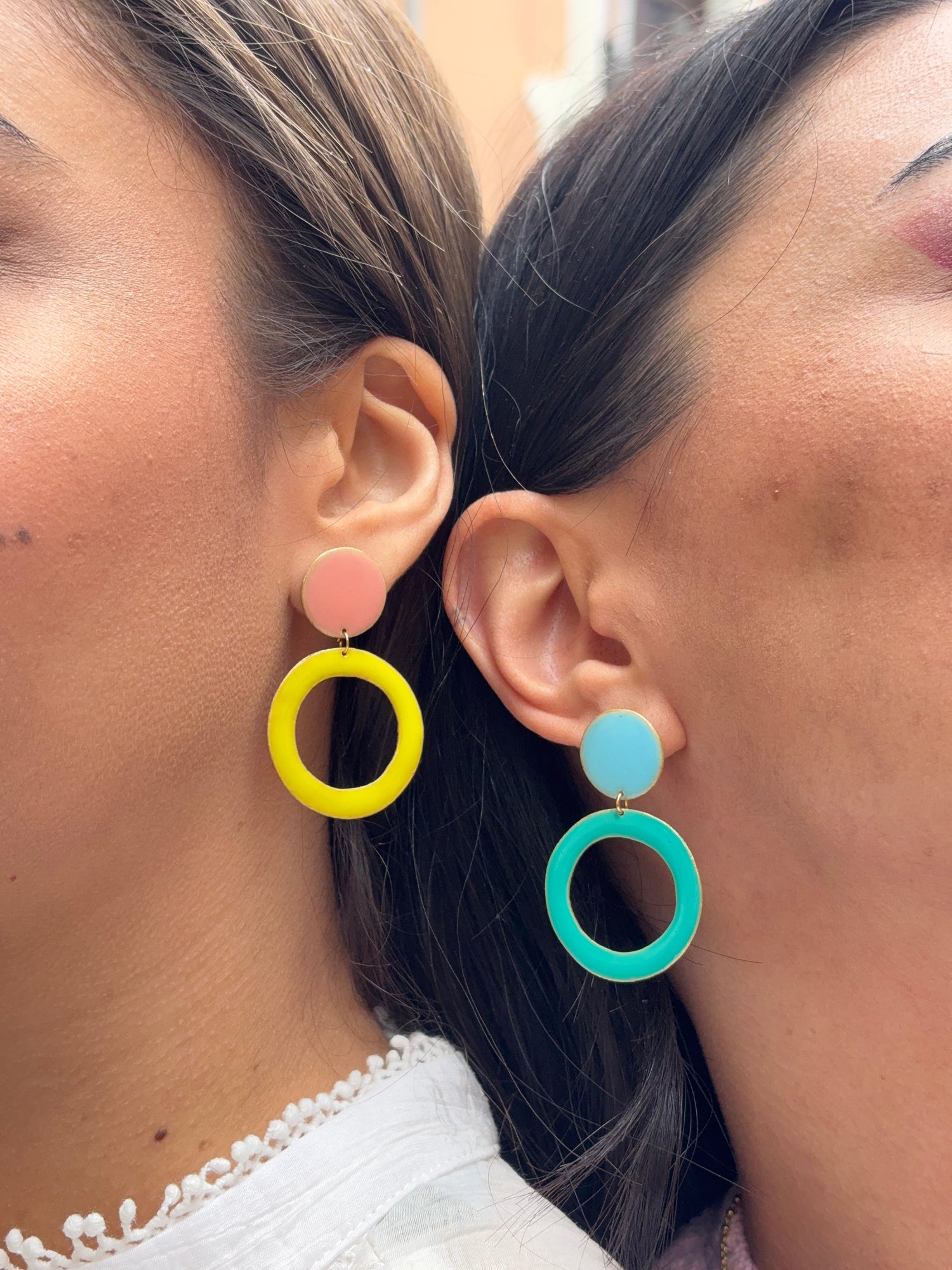 Pendientes artesanales dorados | Hechos a mano en Madrid – Aktual Taller