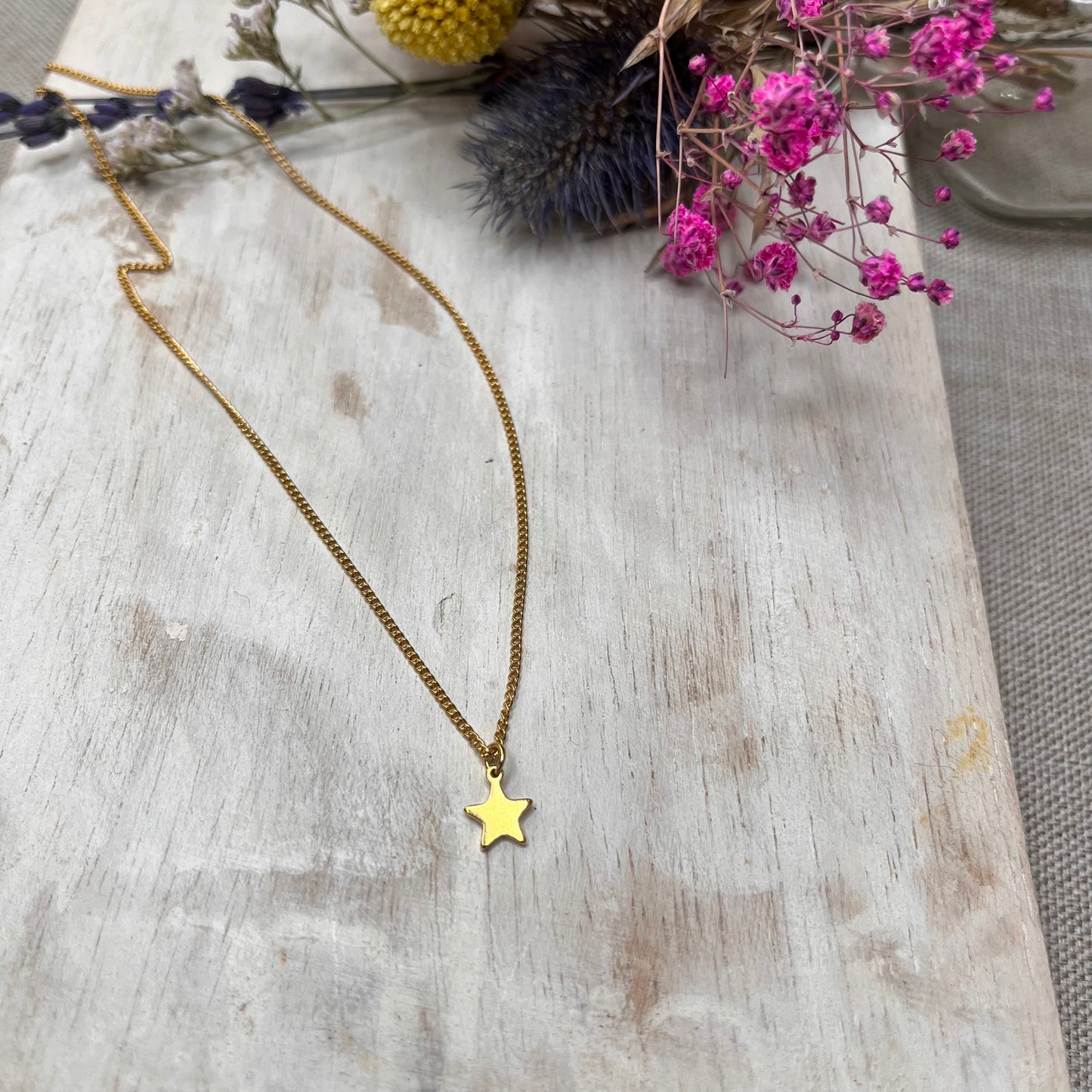 Mini star pendant