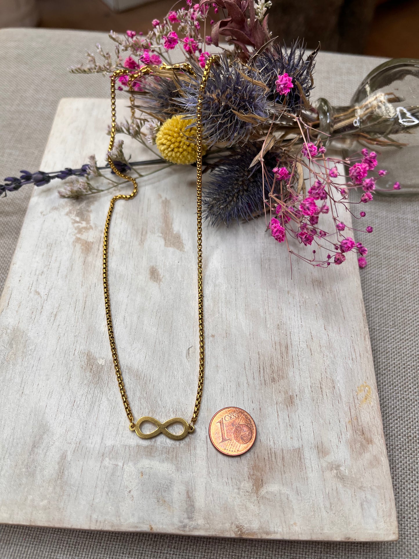 Infinity pendant