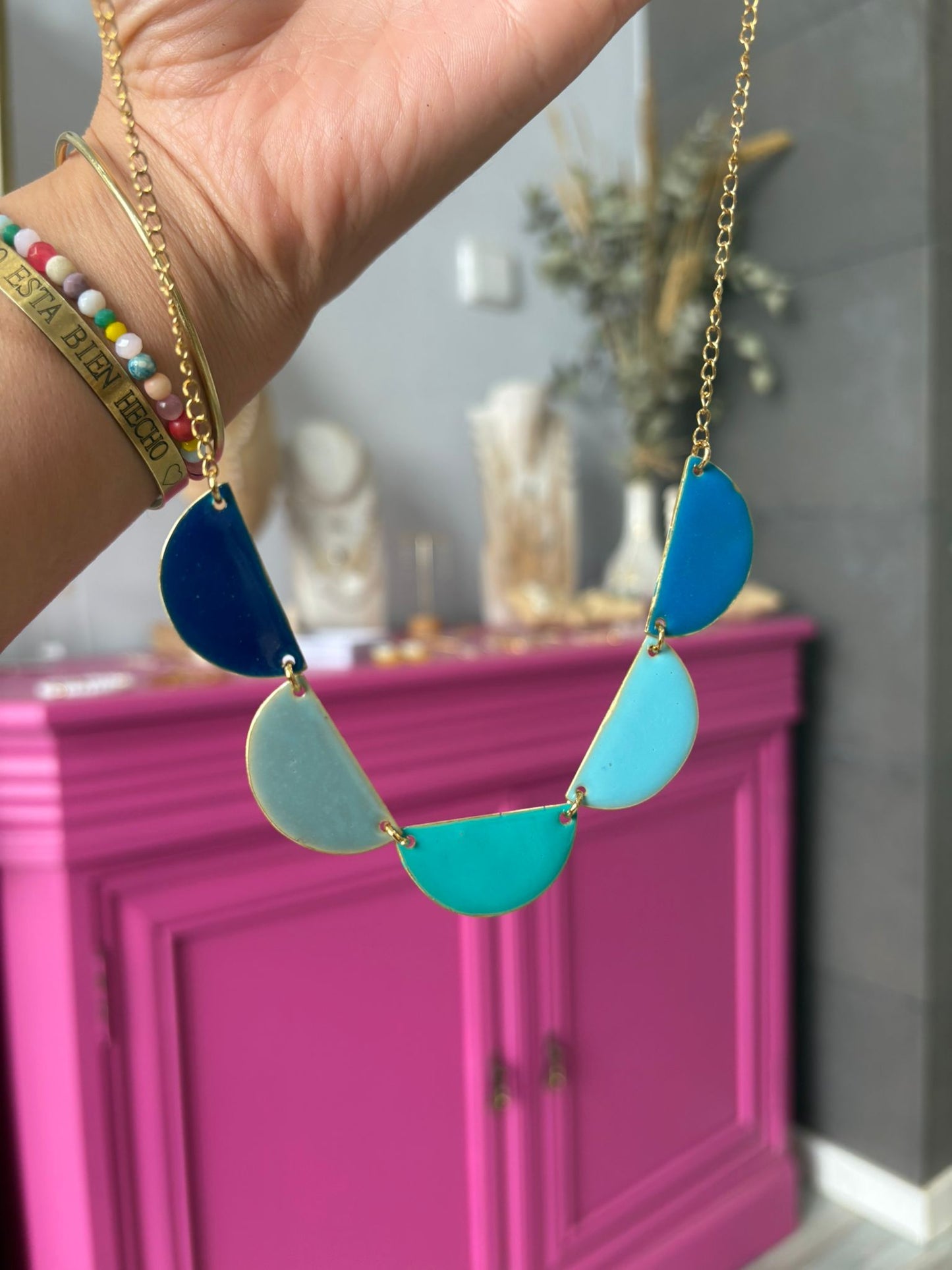 collar de acero artesanal