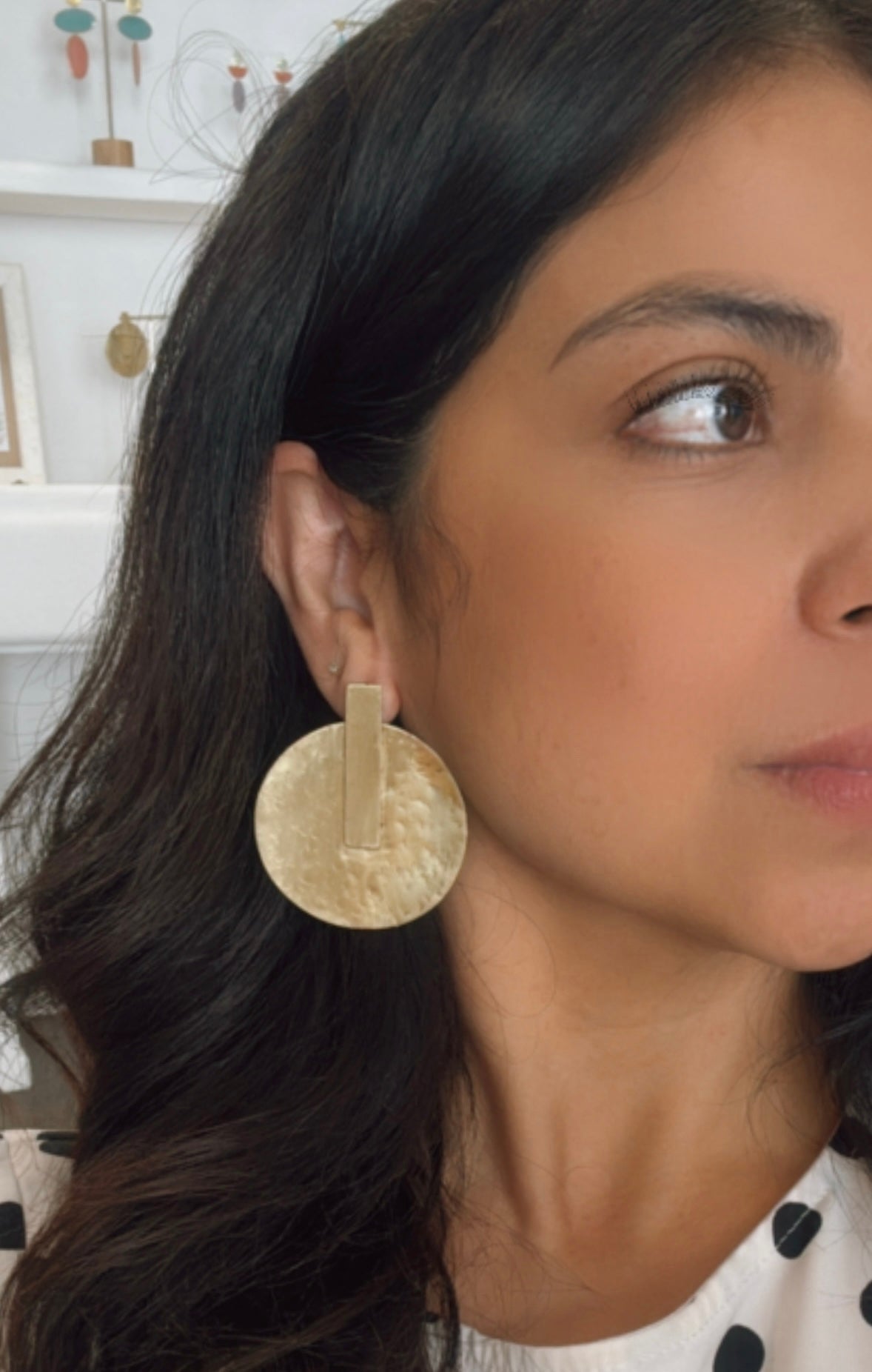 Joyería hecha a mano en Madrid con diseño único dorado