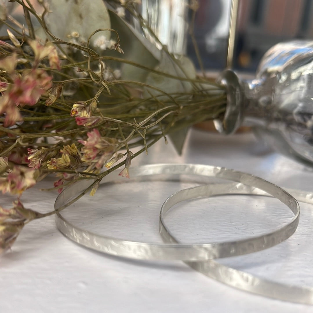 925 silver textured rigid bracelet