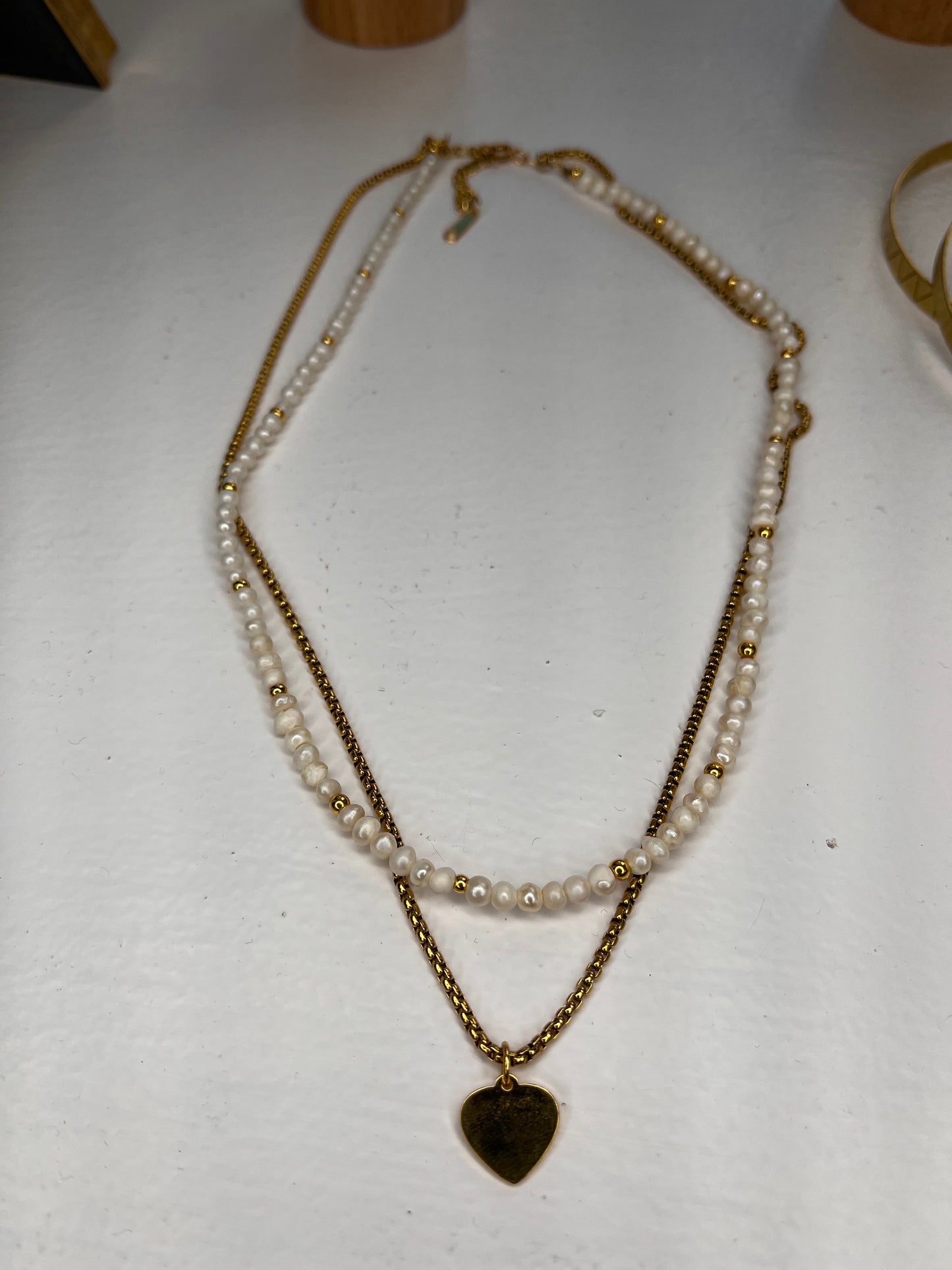 Double necklace with pendant