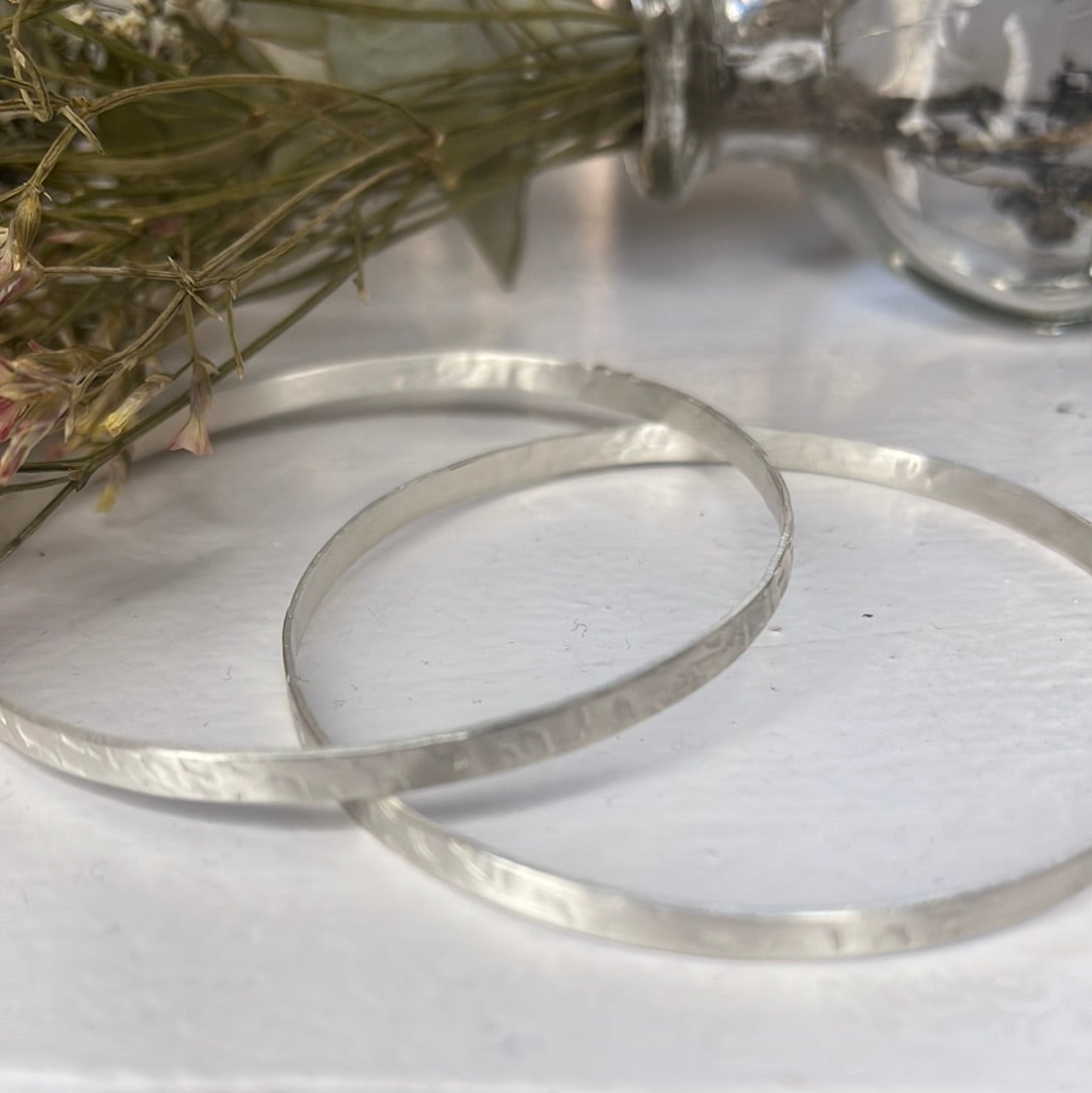 925 silver textured rigid bracelet