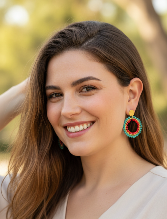 Pendientes tejidos hechos a mano turquesa rojo