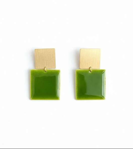 Pendientes Acuadritos Verde oscuro - hechos a mano
