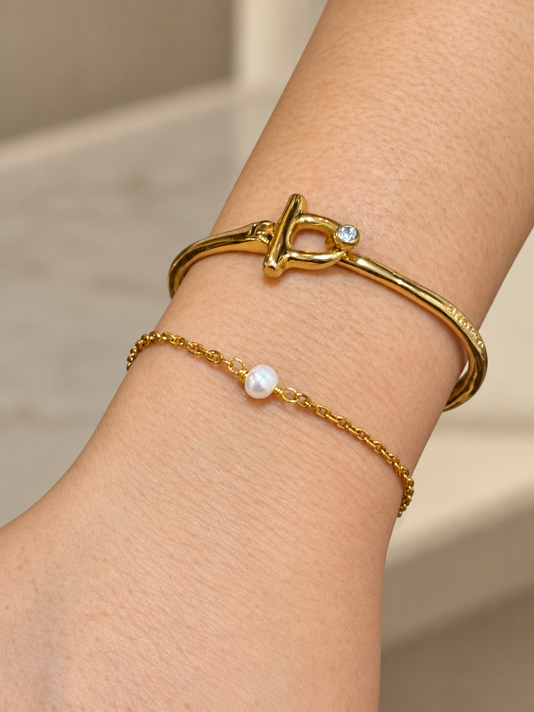 Pulseras permanentes en Madrid | AKTUAL