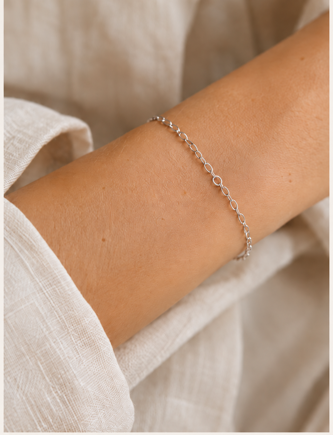 Pulseras permanentes en Madrid | AKTUAL