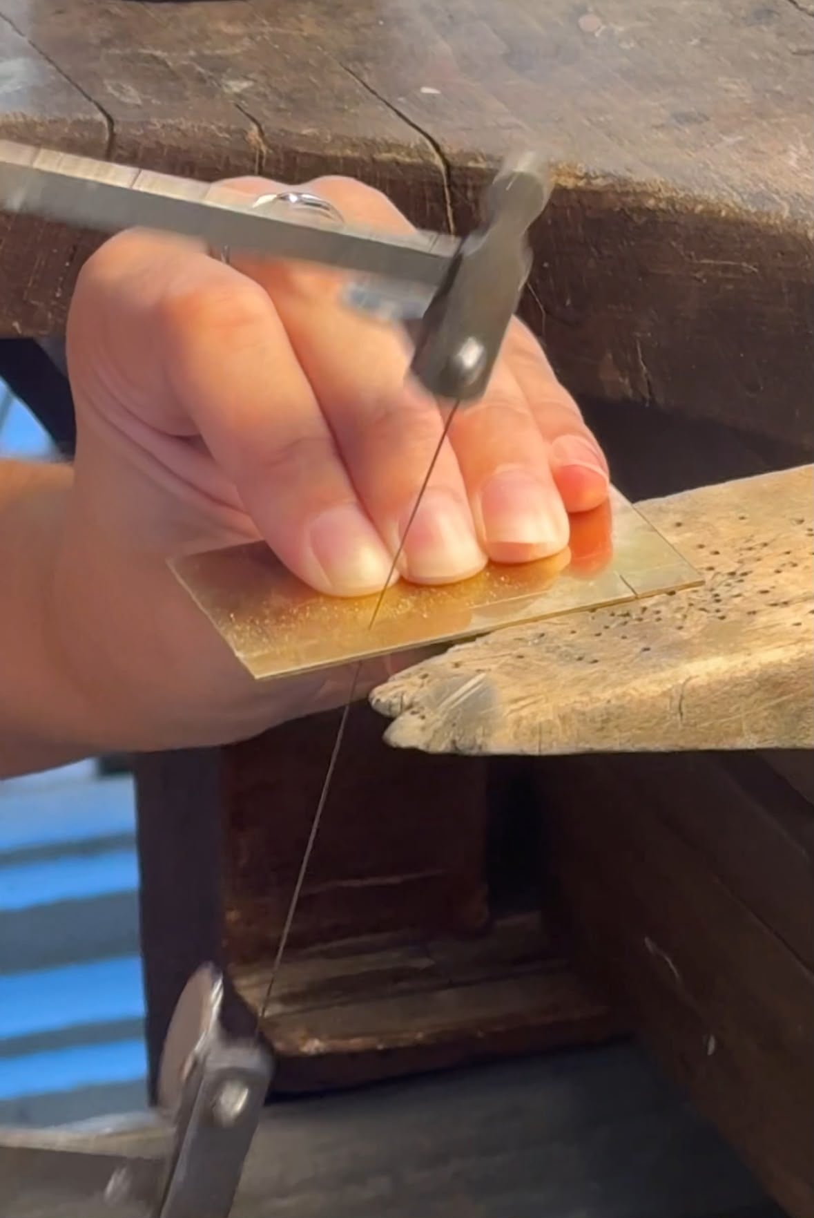 Crea tus propias alianzas de boda en oro | Taller en Madrid