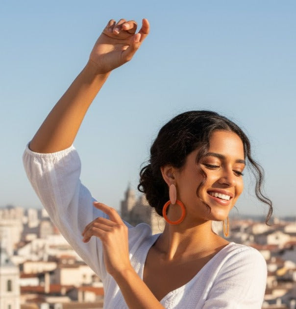 Aurora Dance Earrings - Reversible maxi earrings in brass and hand-painted resin